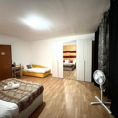 Venice Rooms Arian 01 Mestre Exterior foto